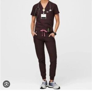 Figs Zamora Small Regular, "Dark Fig"